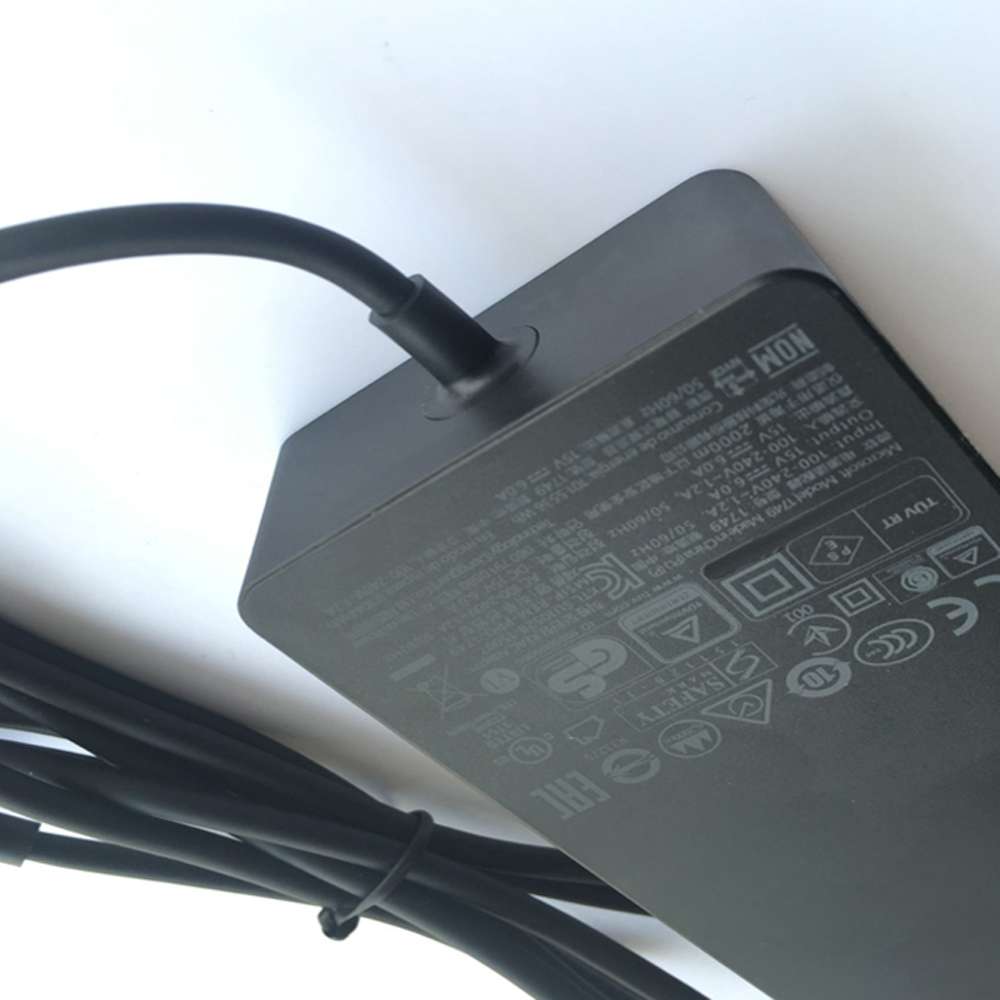 Microsoft Surface pro 4 1749 Docking Station adapter