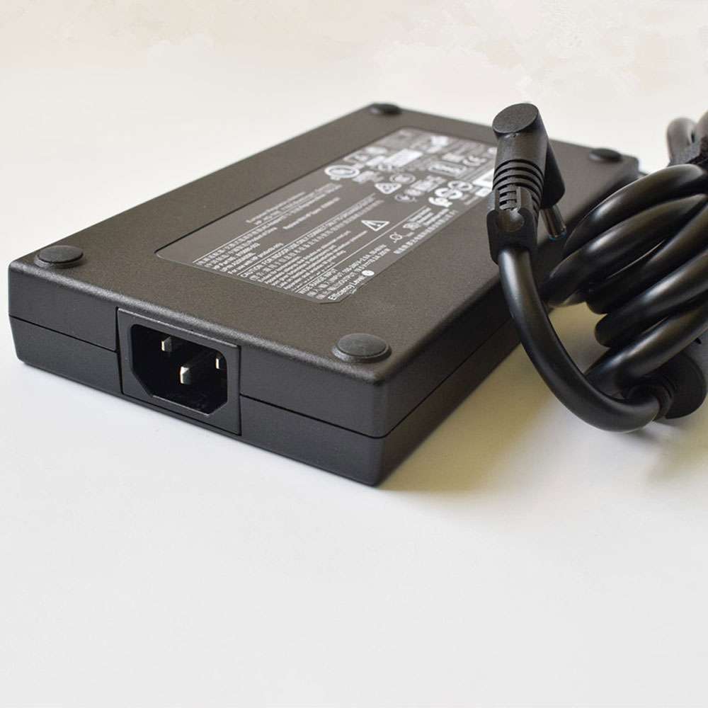 HP ZBook 15 G3 15u ZBook 17 G4 2FF30PA adapter