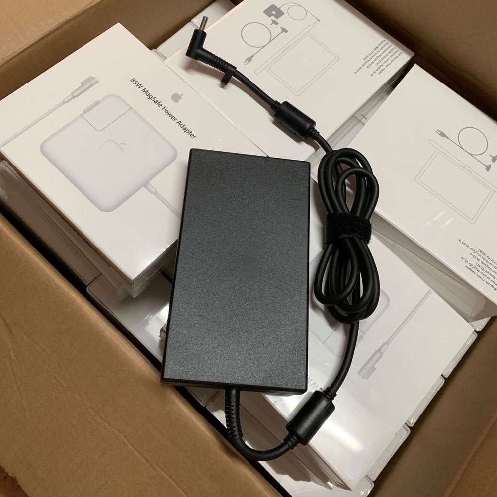 HP ZBook 15 G3 15u ZBook 17 G4 2FF30PA adapter