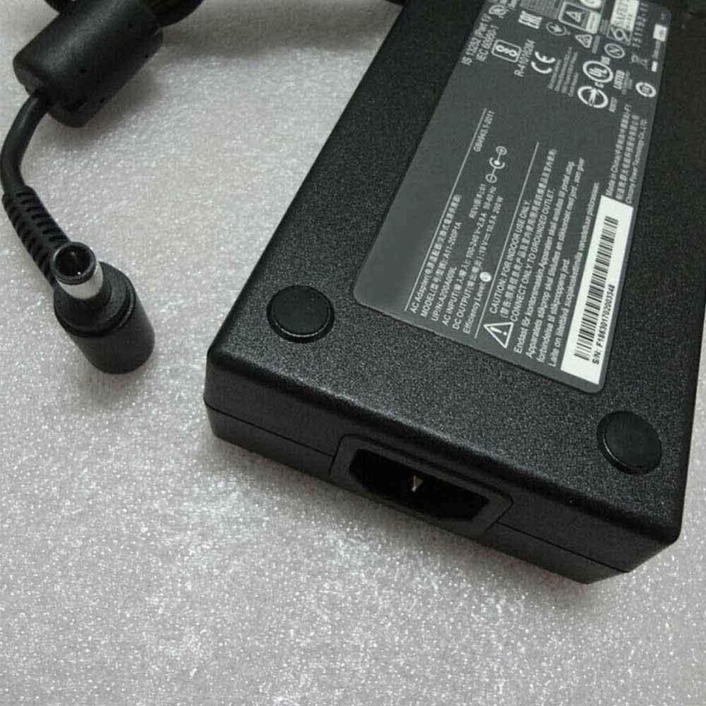 Chicony MSI GE63 Raider RGB 8RE-012US adapter