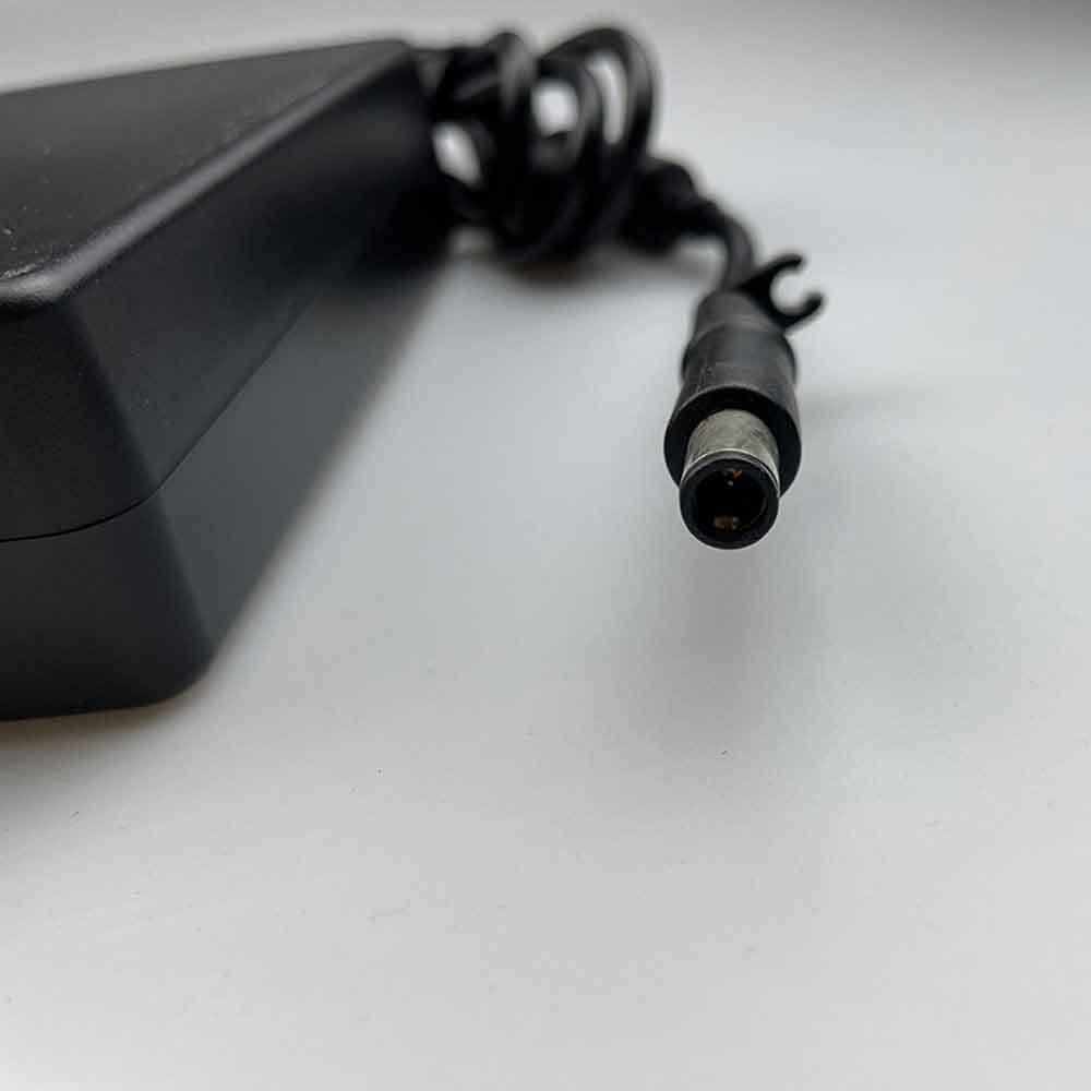 HP Omen X 17-AP020NR adapter