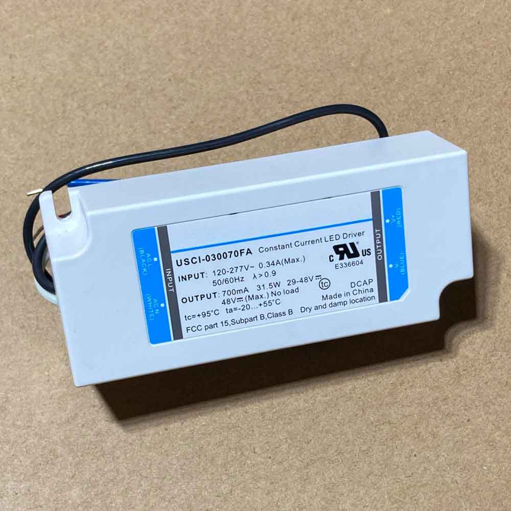 700mA 31.5W 29-48V 120-277V 0.34A(MAX) 50-60Hz USCI-030070FA AC Adapter for Delta Electronics LED Drivers