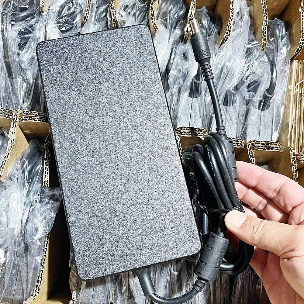 FSP FSP330-AAAN3 7.4*5.0MM AC adapter adapter