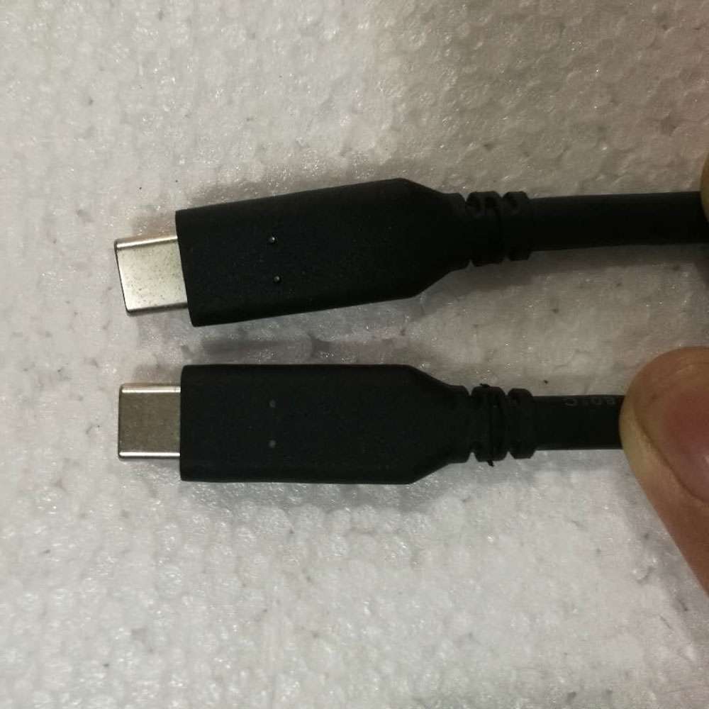Apple Macbook Pro 13" 15" with Multi-Touch Bar adapter